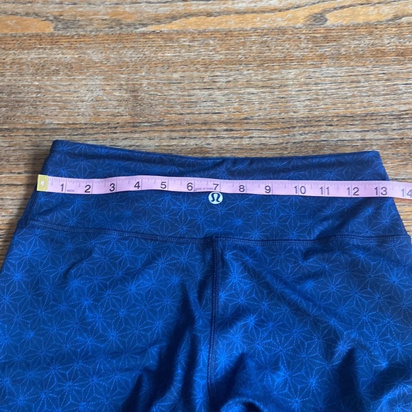 Lululemon stars patter leggings - Picture 4 of 5
